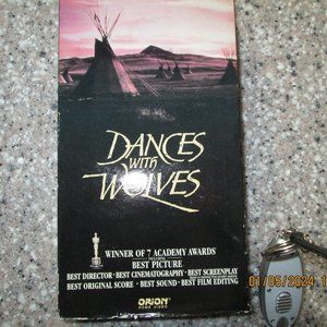 VHS TAPE  DANCES WITH WOLVES